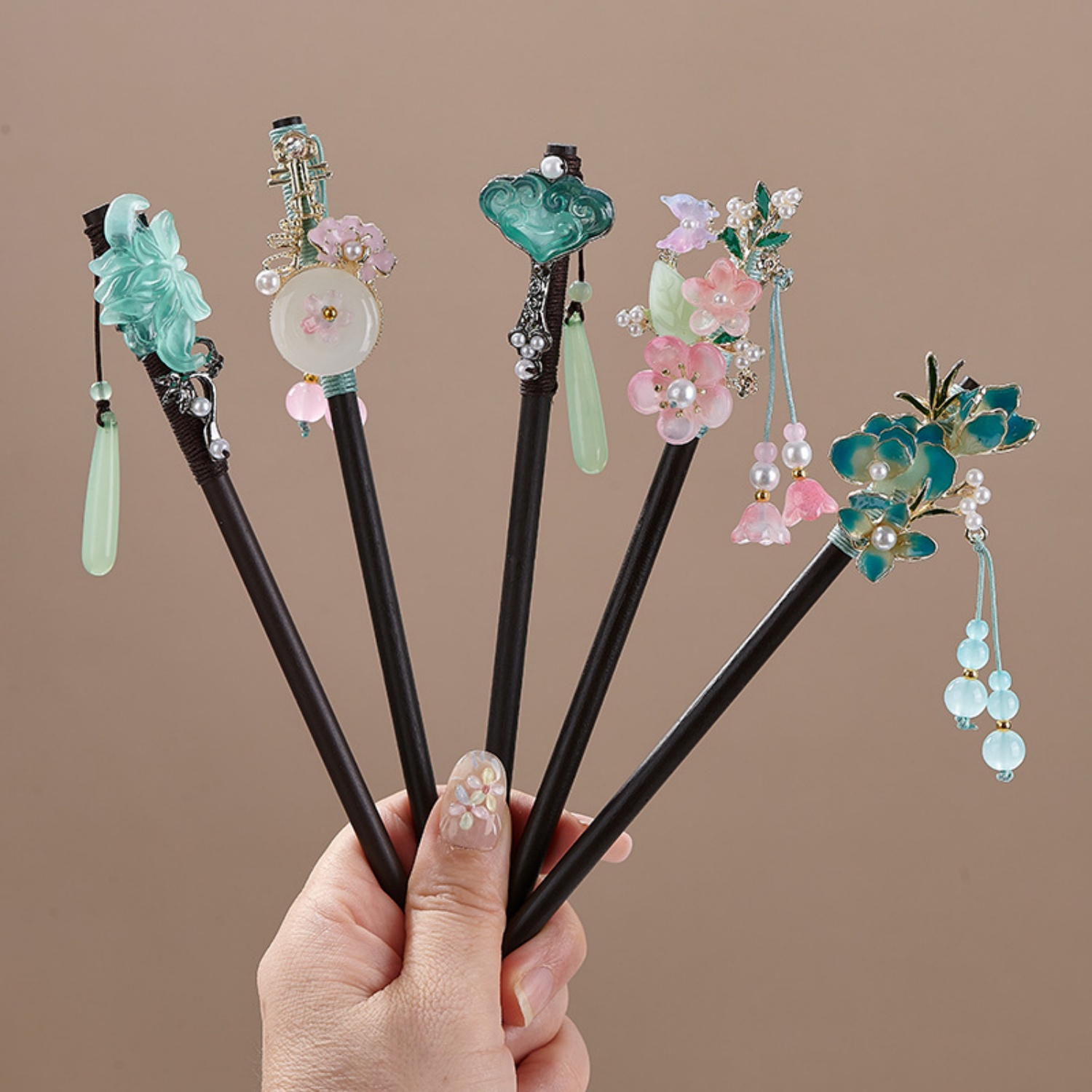 Hanbok Hair Pin - Винтажная заколка для волос с цветочным