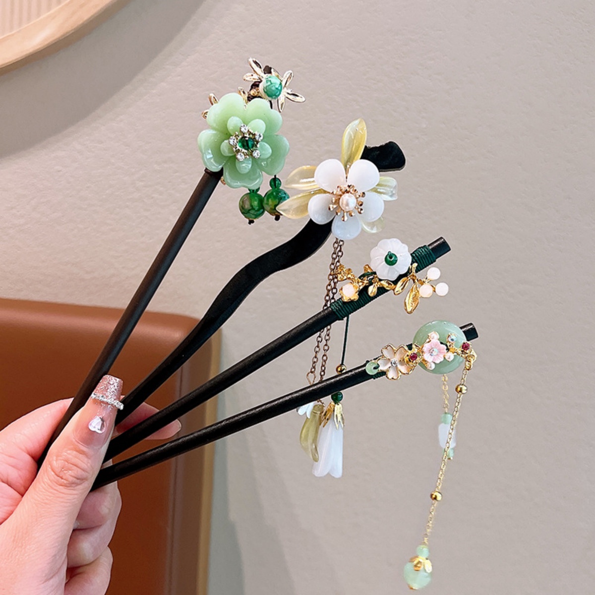 Изысканная деревянная заколка  – обзор и цена Hanbok Hair Pin